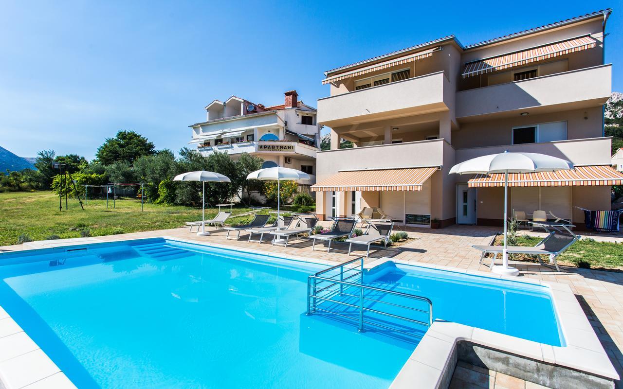 Apartments Viktorija 2 Baska  Ngoại thất bức ảnh