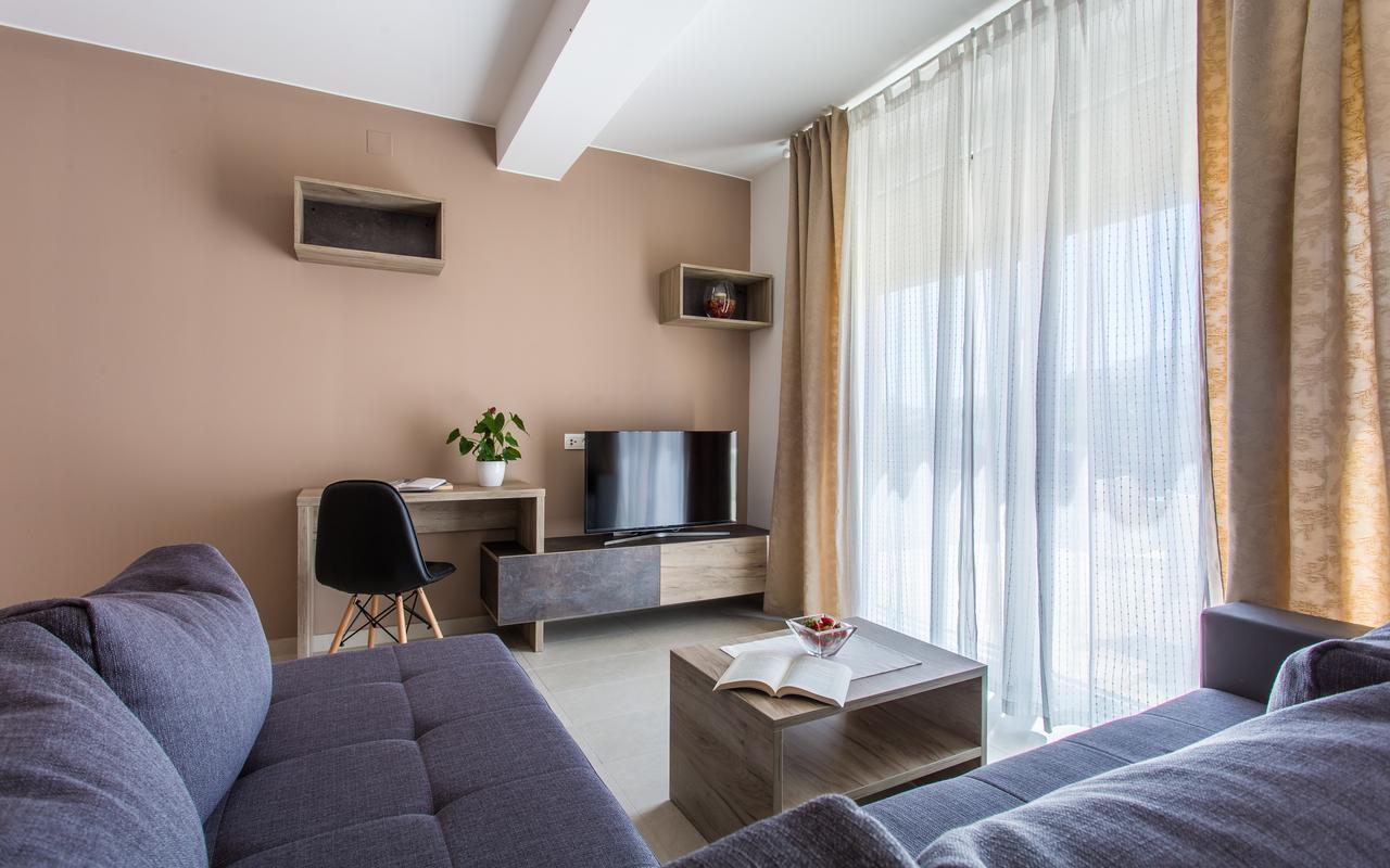 Apartments Viktorija 2 Baska  Ngoại thất bức ảnh