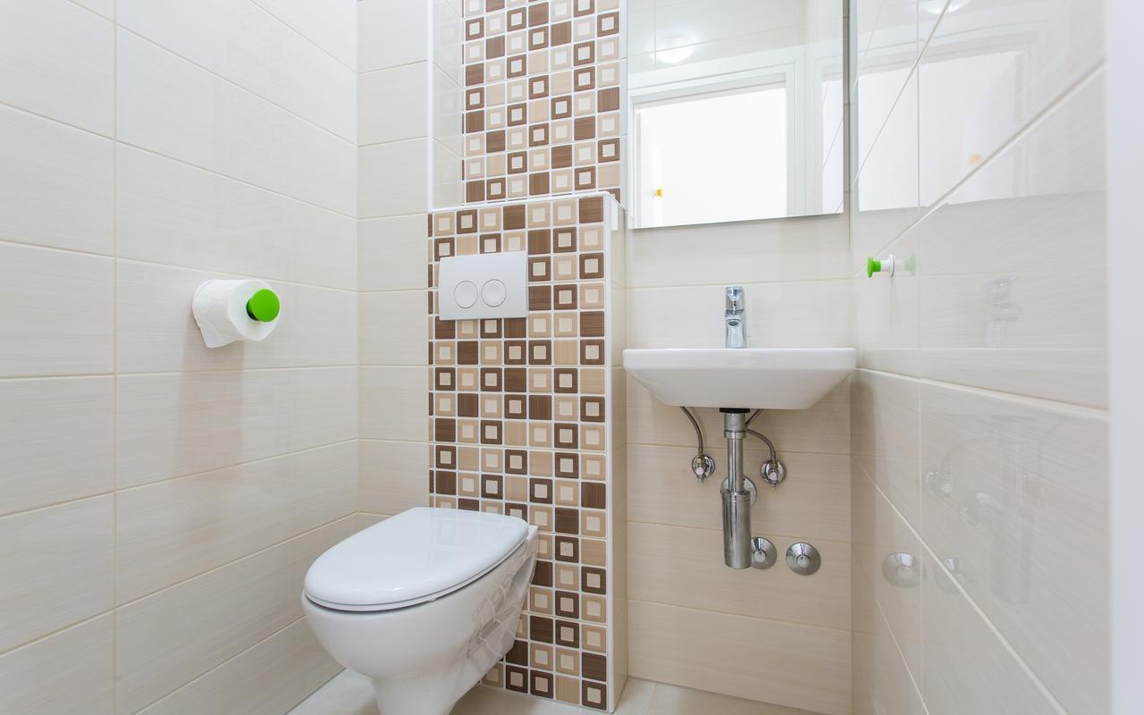 Apartments Viktorija 2 Baska  Ngoại thất bức ảnh