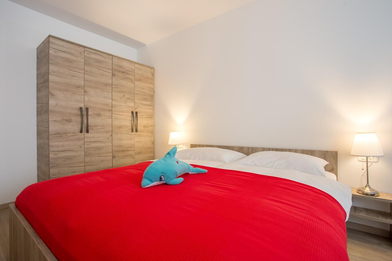 Apartments Viktorija 2 Baska  Ngoại thất bức ảnh