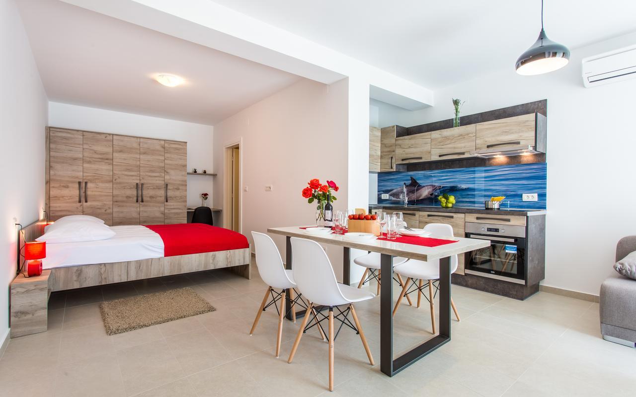 Apartments Viktorija 2 Baska  Ngoại thất bức ảnh
