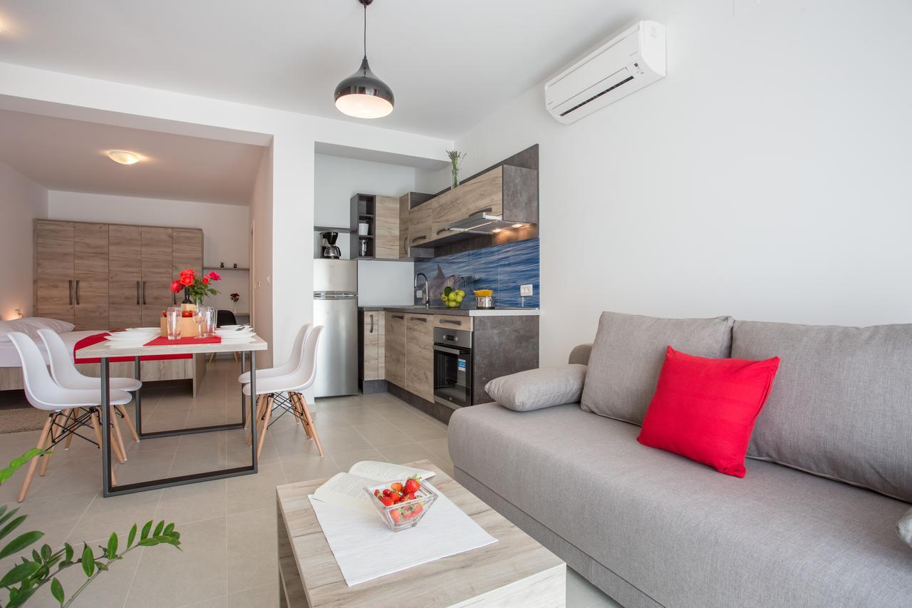 Apartments Viktorija 2 Baska  Ngoại thất bức ảnh