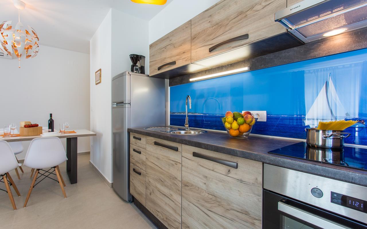 Apartments Viktorija 2 Baska  Ngoại thất bức ảnh